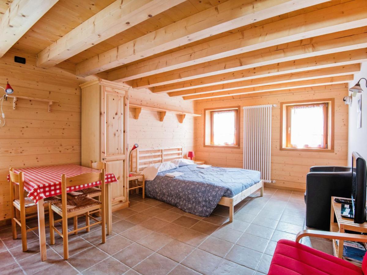 Apartment Albergo Diffuso - Cjasa De Barce-1 By Interhome บาร์ชิส ภายนอก รูปภาพ